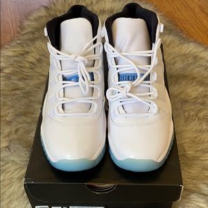 Nike Retro 11 “COLUMBIAS”